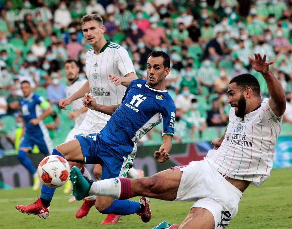 AYX SPORTS-包含皇家社会发布备战花絮，冲刺阶段绝杀压哨，欧冠任务艰巨，临场指挥获称赞的词条